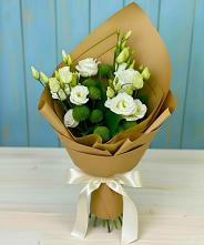 Букет цветов из:  Хризантемы и Лизиантусы #REPLACE_PRED# Новобурейский