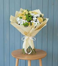 Букет цветов из:  Хризантемы и Розы в Новобурейский