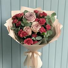 Букет цветов из:  Гвоздики и Розы в Новобурейский